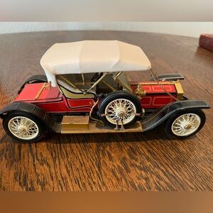 1910 Rolls-Royce silver ghost Franklin mint